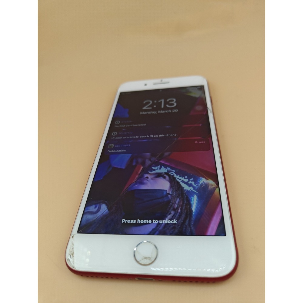 Apple iPhone 7 Plus 128GB RED Unlocked Smartphone Cracked Screen Works A1784